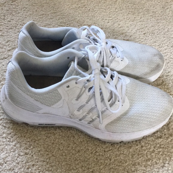 nike running shoes size 6